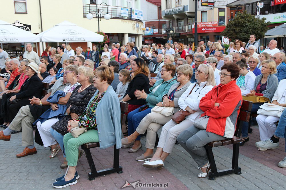III Festiwal Muzyczny Ostrołęckie Operalia: Koncert na scenie przy fontannie [07.09.2018] - zdjęcie #3 - eOstroleka.pl