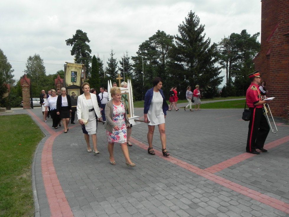 Zalas: Uroczystość poświęcenia chorągwi kościelnej [08.09.2018] - zdjęcie #6 - eOstroleka.pl
