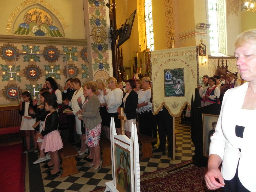 Zalas: Uroczystość poświęcenia chorągwi kościelnej [08.09.2018] - zdjęcie #12 - eOstroleka.pl