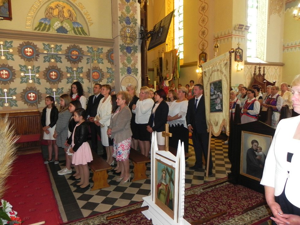 Zalas: Uroczystość poświęcenia chorągwi kościelnej [08.09.2018] - zdjęcie #17 - eOstroleka.pl
