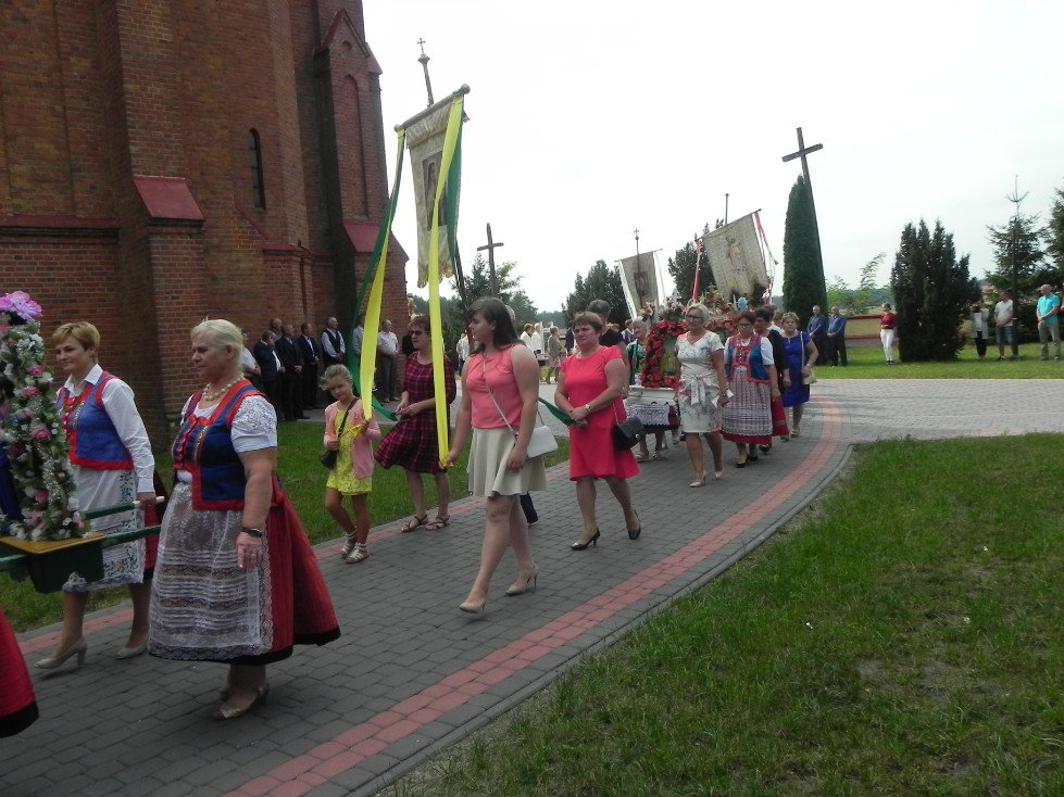 Zalas: Uroczystość poświęcenia chorągwi kościelnej [08.09.2018] - zdjęcie #20 - eOstroleka.pl