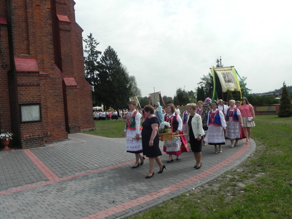 Zalas: Uroczystość poświęcenia chorągwi kościelnej [08.09.2018] - zdjęcie #39 - eOstroleka.pl