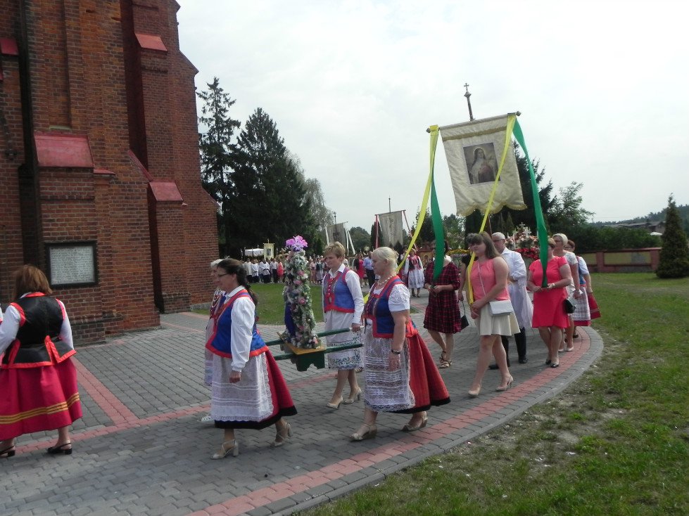 Zalas: Uroczystość poświęcenia chorągwi kościelnej [08.09.2018] - zdjęcie #41 - eOstroleka.pl
