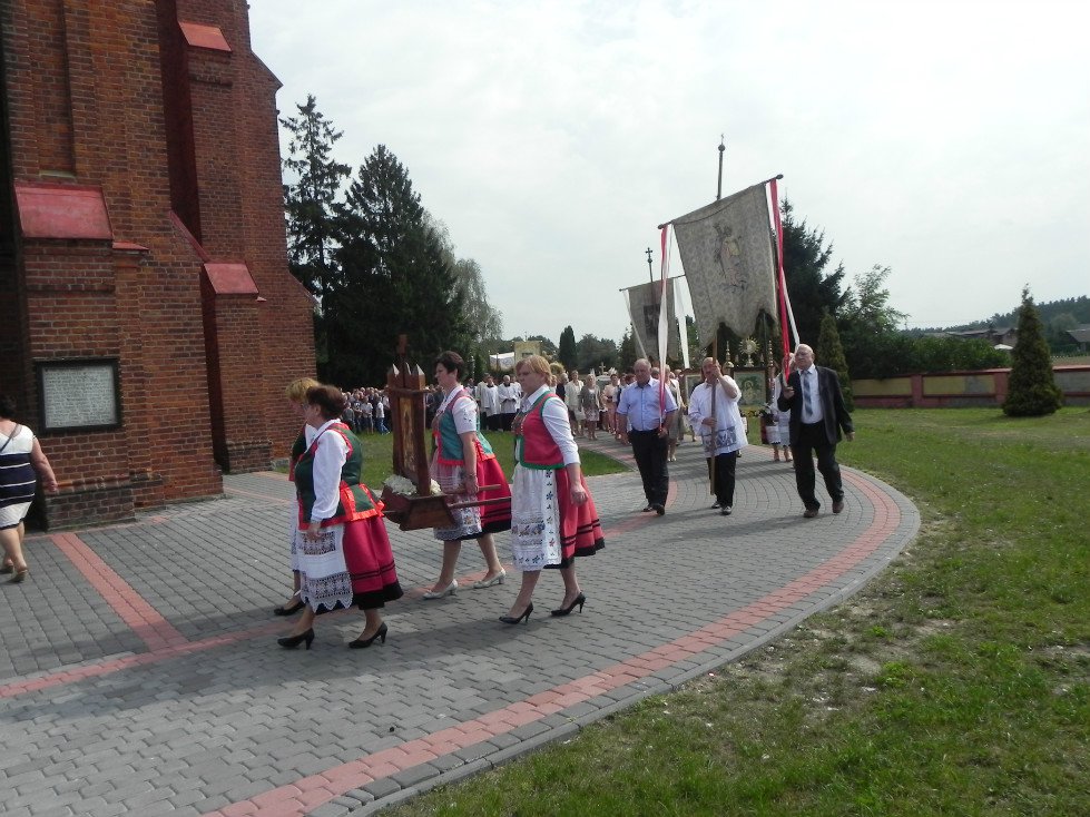 Zalas: Uroczystość poświęcenia chorągwi kościelnej [08.09.2018] - zdjęcie #35 - eOstroleka.pl