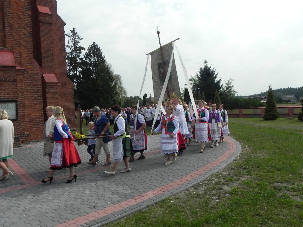 Zalas: Uroczystość poświęcenia chorągwi kościelnej [08.09.2018] - zdjęcie #52 - eOstroleka.pl