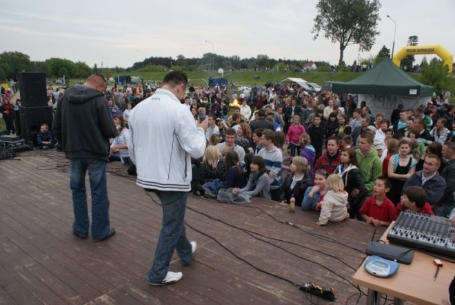 Dzień Dziecka na plaży (30.05.2010) - zdjęcie #10 - eOstroleka.pl