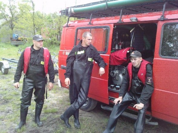 OSP pomagało powodzianom pod Płockiem  - zdjęcie #27 - eOstroleka.pl