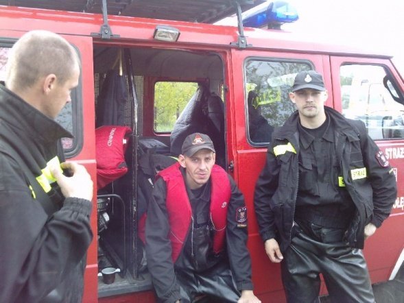 OSP pomagało powodzianom pod Płockiem  - zdjęcie #26 - eOstroleka.pl