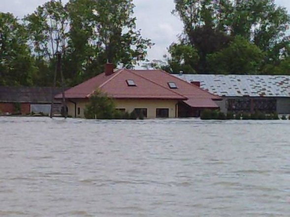 OSP pomagało powodzianom pod Płockiem  - zdjęcie #23 - eOstroleka.pl