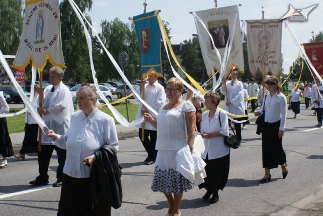 Boże ciało (03.06.2010) - zdjęcie #26 - eOstroleka.pl