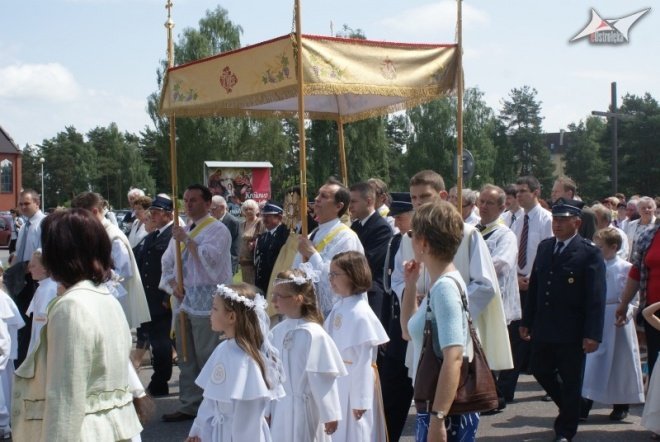 Boże ciało (03.06.2010) - zdjęcie #12 - eOstroleka.pl