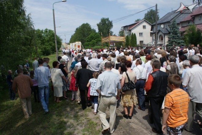Boże ciało (03.06.2010) - zdjęcie #4 - eOstroleka.pl