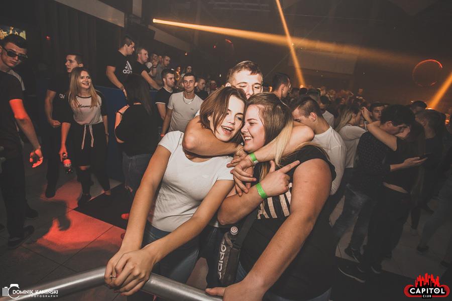Noc Wariatów w Clubie Capitol Sypniewo [28.09.2018] - zdjęcie #148 - eOstroleka.pl