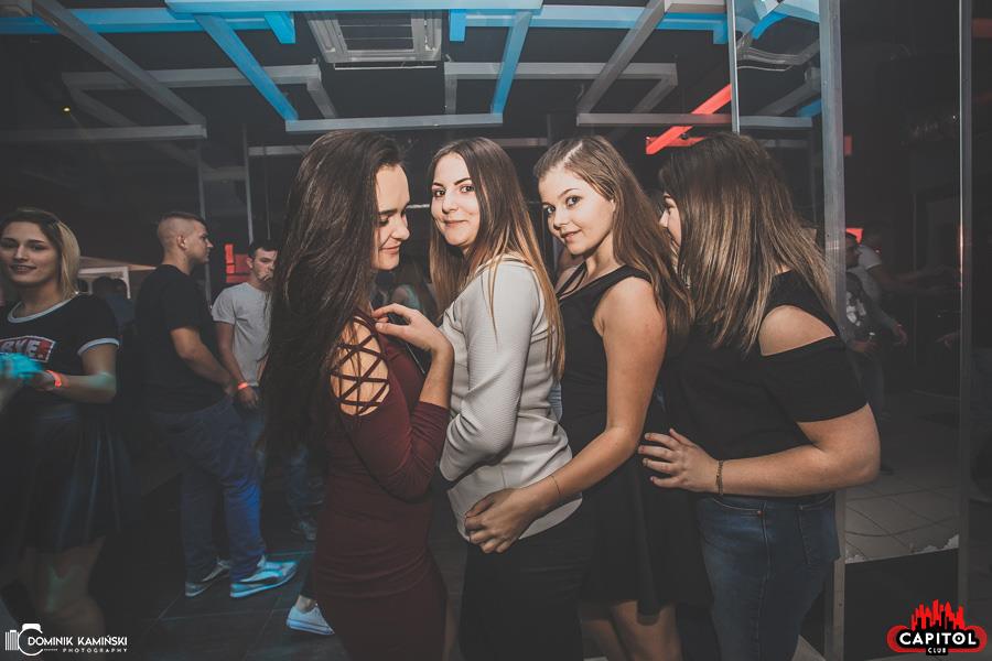 Noc Wariatów w Clubie Capitol Sypniewo [28.09.2018] - zdjęcie #150 - eOstroleka.pl