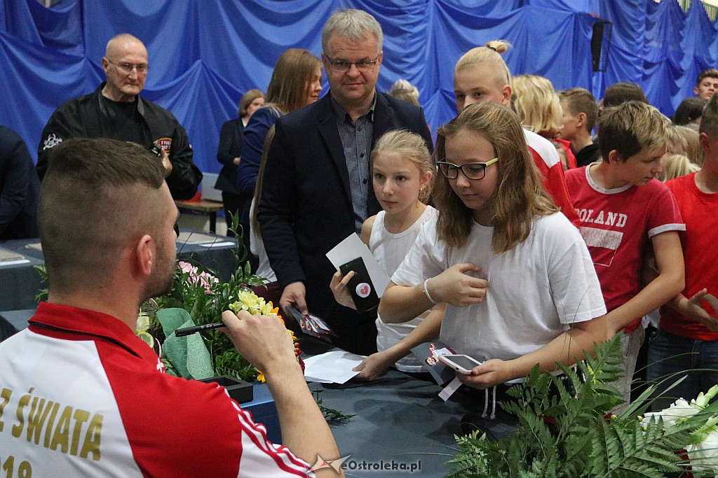 Spotkanie z mistrzem świata Grzegorzem Łomaczem [08.10.2018] - zdjęcie #167 - eOstroleka.pl