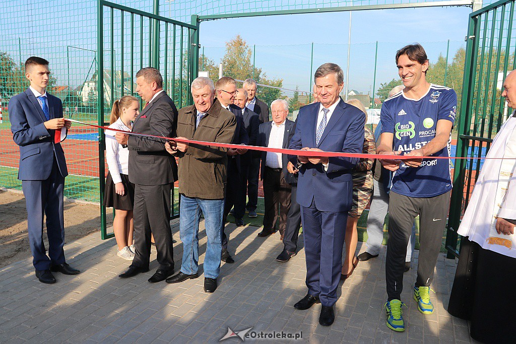 Giba na otwarciu boiska w Sypniewie [10.10.2018] - zdjęcie #54 - eOstroleka.pl