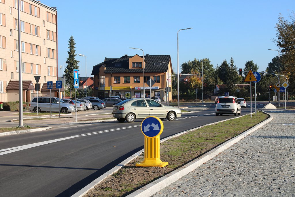 Ulica Dobrzańskiego oficjalnie oddana do użytku [12.10.2018] - zdjęcie #29 - eOstroleka.pl