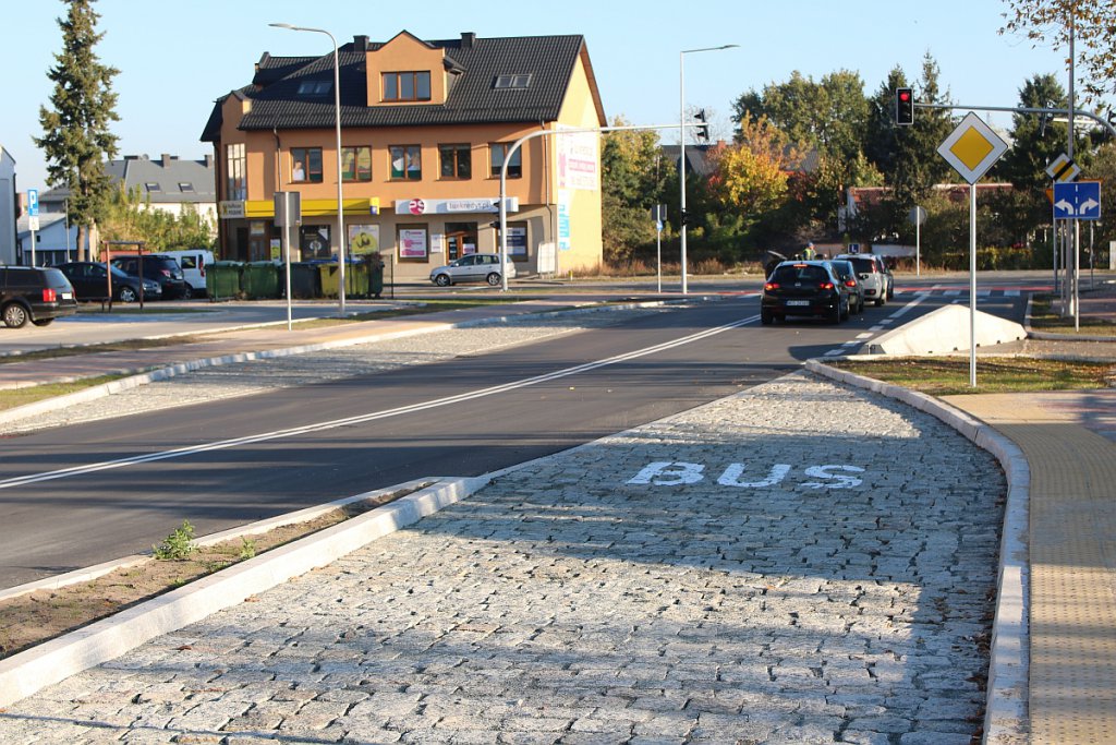 Ulica Dobrzańskiego oficjalnie oddana do użytku [12.10.2018] - zdjęcie #30 - eOstroleka.pl