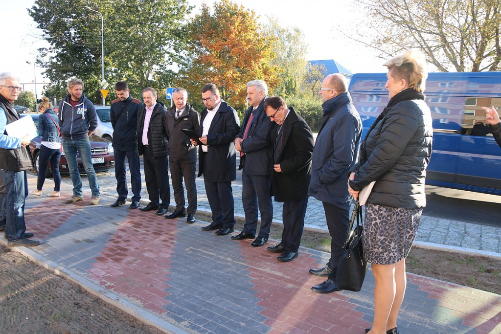 Ulica Dobrzańskiego oficjalnie oddana do użytku [12.10.2018] - zdjęcie #8 - eOstroleka.pl