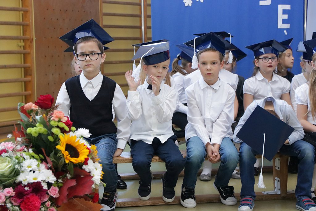 Pasowanie na ucznia w Szkole Podstawowej nr 3 [12.10.2018] - zdjęcie #4 - eOstroleka.pl