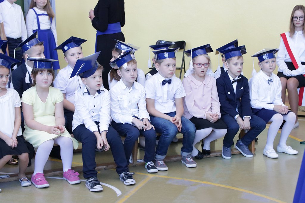 Pasowanie na ucznia w Szkole Podstawowej nr 3 [12.10.2018] - zdjęcie #15 - eOstroleka.pl