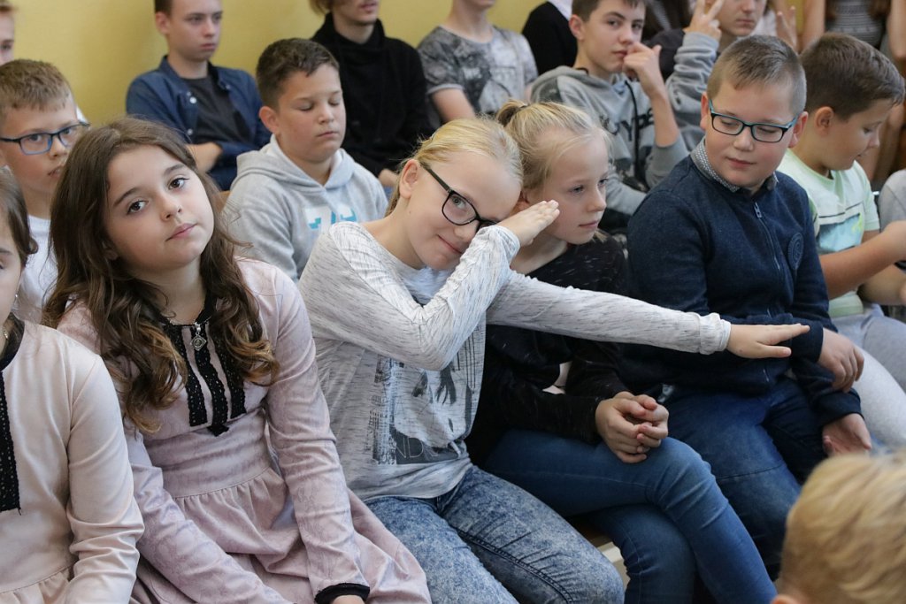 Pasowanie na ucznia w Szkole Podstawowej nr 3 [12.10.2018] - zdjęcie #39 - eOstroleka.pl