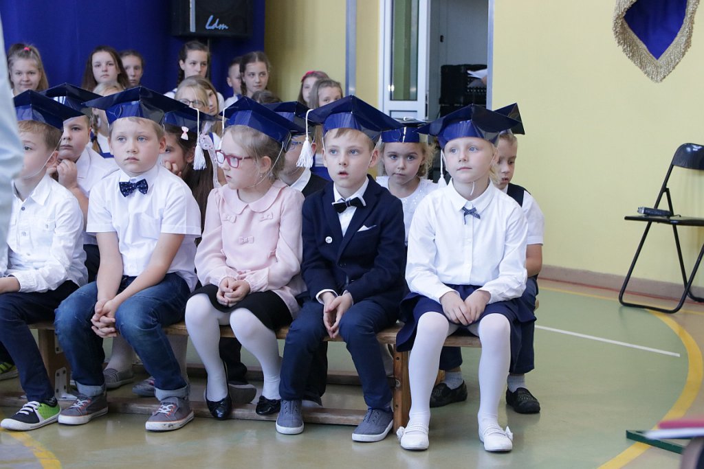 Pasowanie na ucznia w Szkole Podstawowej nr 3 [12.10.2018] - zdjęcie #48 - eOstroleka.pl