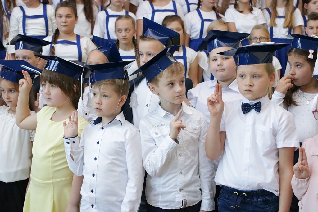 Pasowanie na ucznia w Szkole Podstawowej nr 3 [12.10.2018] - zdjęcie #95 - eOstroleka.pl
