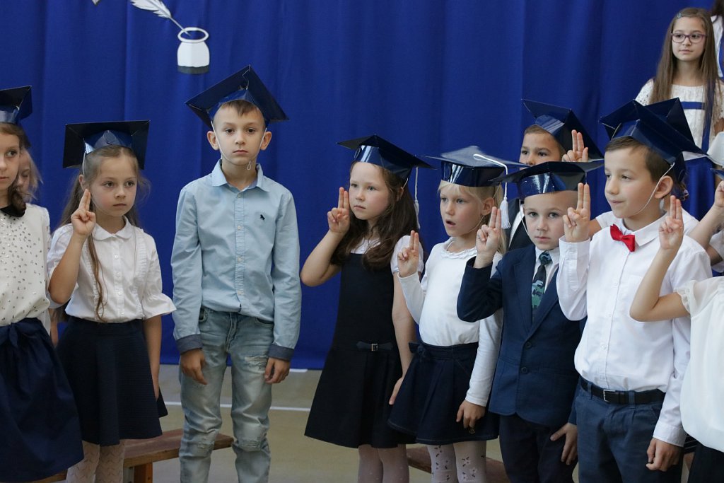 Pasowanie na ucznia w Szkole Podstawowej nr 3 [12.10.2018] - zdjęcie #97 - eOstroleka.pl