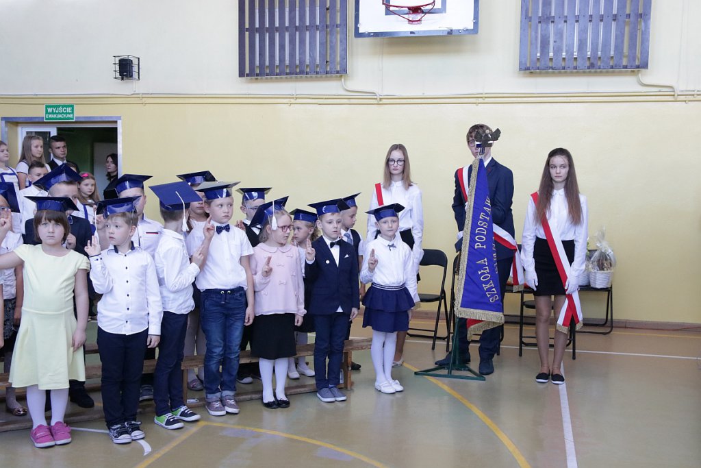 Pasowanie na ucznia w Szkole Podstawowej nr 3 [12.10.2018] - zdjęcie #28 - eOstroleka.pl
