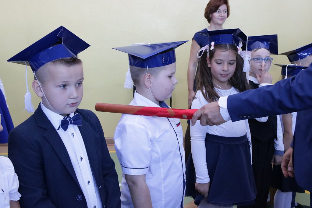 Pasowanie na ucznia w Szkole Podstawowej nr 3 [12.10.2018] - zdjęcie #7 - eOstroleka.pl