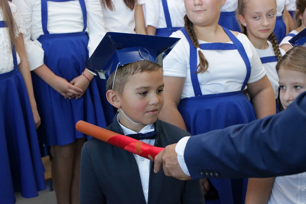 Pasowanie na ucznia w Szkole Podstawowej nr 3 [12.10.2018] - zdjęcie #1 - eOstroleka.pl
