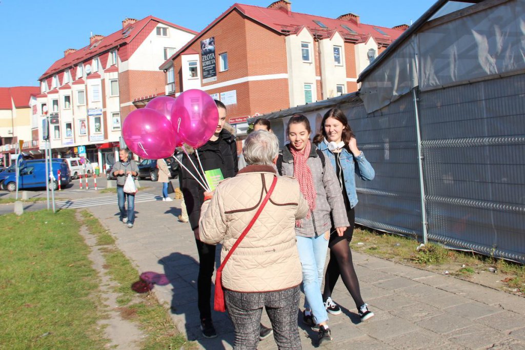 Marsz Różowej Wstążki w Ostrołęce [13.10.2018] - zdjęcie #3 - eOstroleka.pl