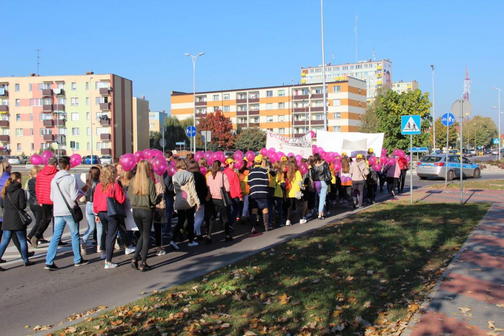 Marsz Różowej Wstążki w Ostrołęce [13.10.2018] - zdjęcie #20 - eOstroleka.pl