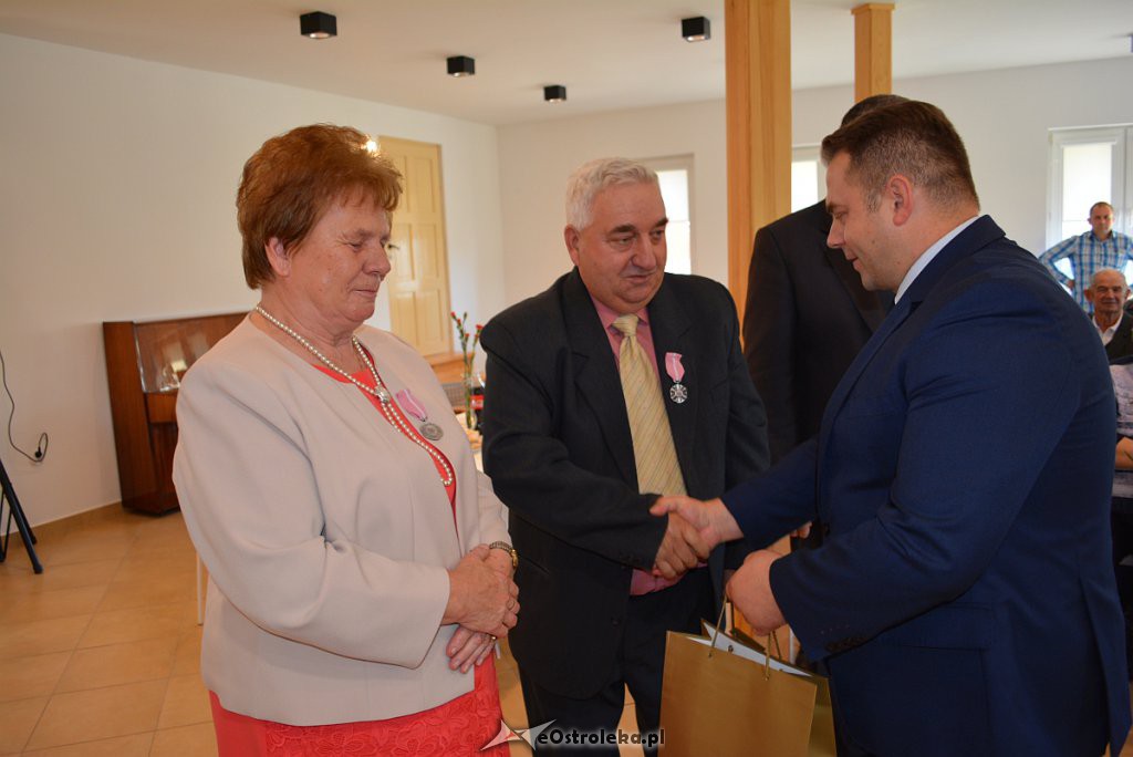 Razem przez pół wieku. Złote Gody mieszkańców gminy Łyse [12.10.2018] - zdjęcie #23 - eOstroleka.pl