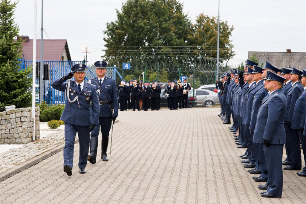Sztandar powiewa w Zakładzie Karnym w Przytułach [18.10.2018] - zdjęcie #8 - eOstroleka.pl