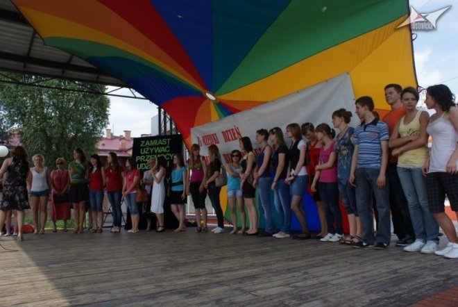 II Miejski Dzień Szkoły Bez Przemocy (07.06.2010) - zdjęcie #14 - eOstroleka.pl