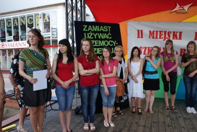 II Miejski Dzień Szkoły Bez Przemocy (07.06.2010) - zdjęcie #11 - eOstroleka.pl