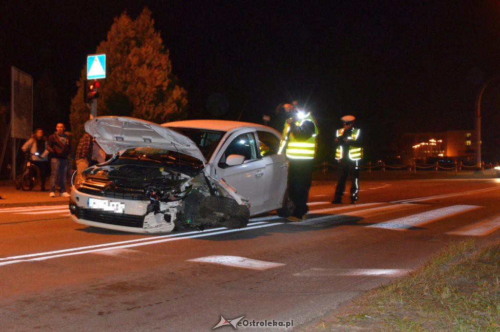 Wypadek na skrzyżowaniu przy ul. Goworowskiej i Pomian [31.10.2018] - zdjęcie #23 - eOstroleka.pl