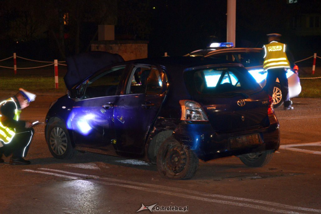 Wypadek na skrzyżowaniu przy ul. Goworowskiej i Pomian [31.10.2018] - zdjęcie #31 - eOstroleka.pl