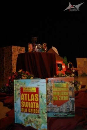 Cała Polska Czyta Dzieciom (10.06.2010) - zdjęcie #35 - eOstroleka.pl