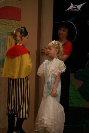 Cała Polska Czyta Dzieciom (10.06.2010) - zdjęcie #30 - eOstroleka.pl