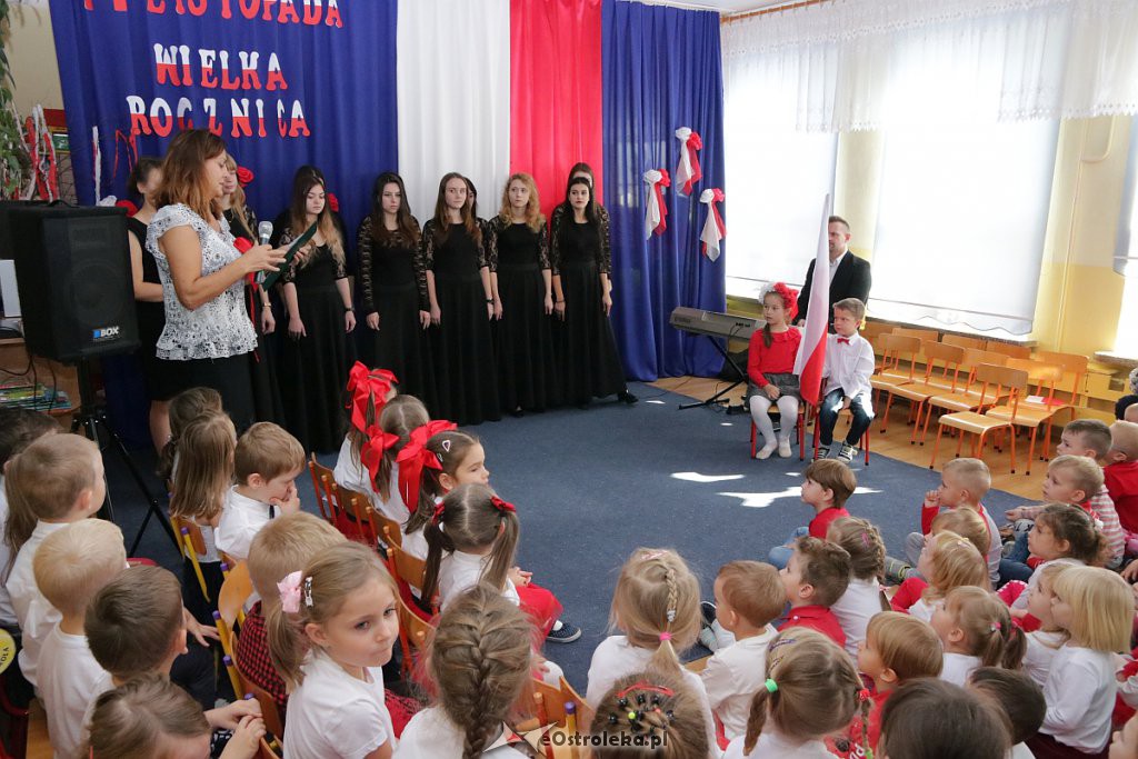 Patriotyczny tydzień w „Krainie Misiów” [06.11.2018] - zdjęcie #9 - eOstroleka.pl
