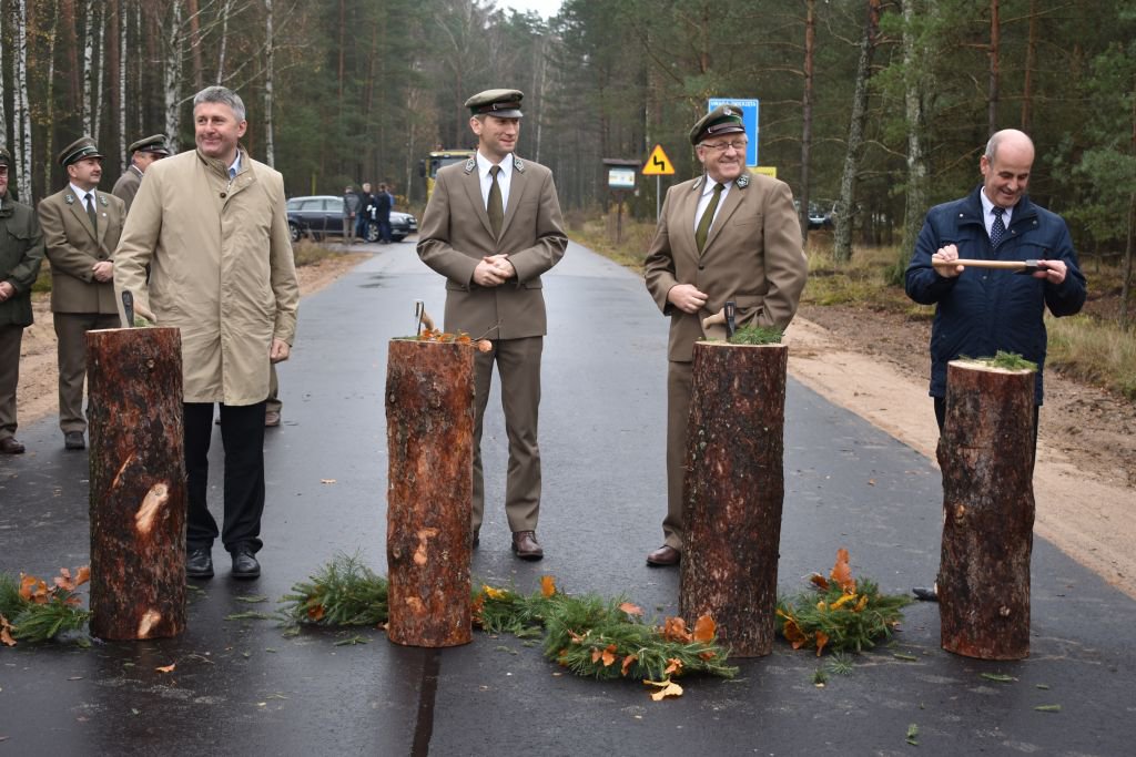 Kolejna wspólna inwestycja Powiatu Ostrołęckiego i Lasów Państwowych zrealizowana [05.11.2018 - zdjęcie #2 - eOstroleka.pl