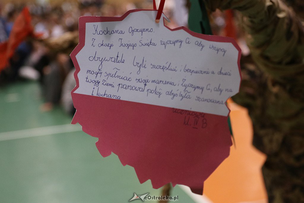 100-lecie niepodległości w Szkole Podstawowej nr 5 w Ostrołęce [08.11.2018] - zdjęcie #36 - eOstroleka.pl