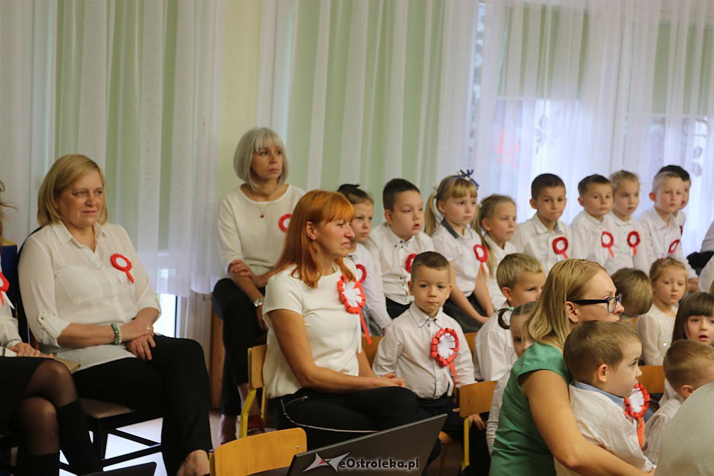 100-lecie niepodległości w Przedszkolu Miejskim nr 16 [09.11.2018] - zdjęcie #2 - eOstroleka.pl