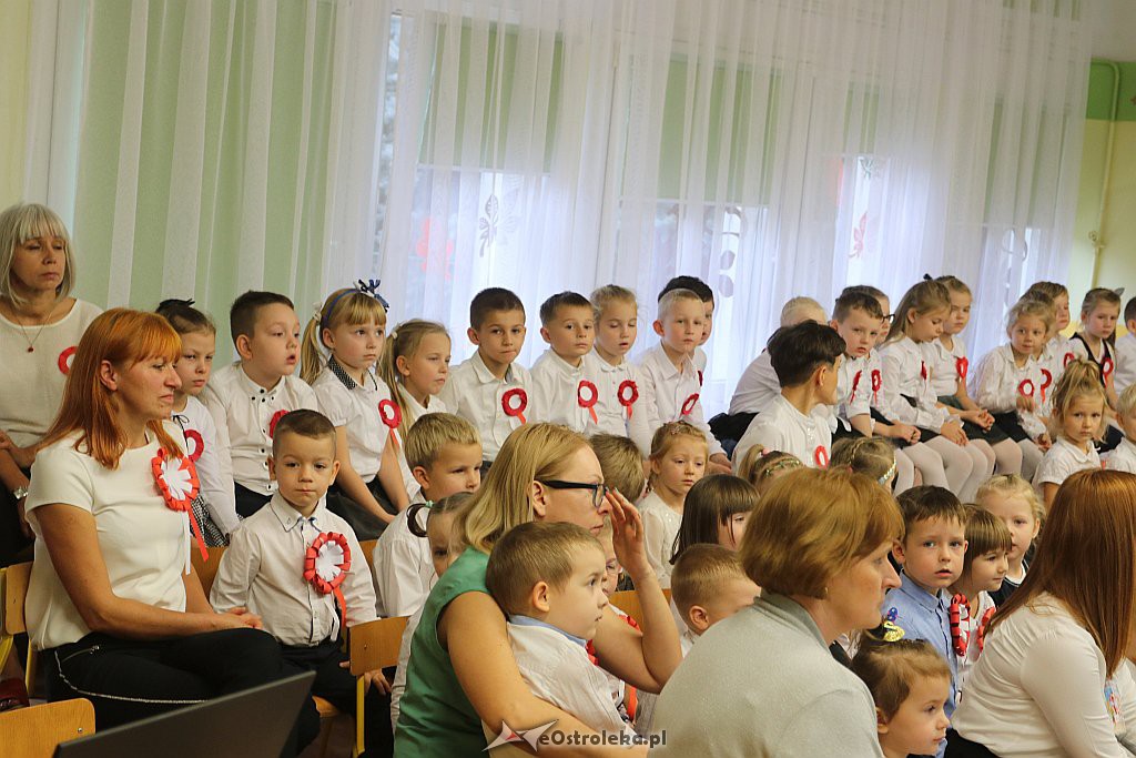 100-lecie niepodległości w Przedszkolu Miejskim nr 16 [09.11.2018] - zdjęcie #3 - eOstroleka.pl