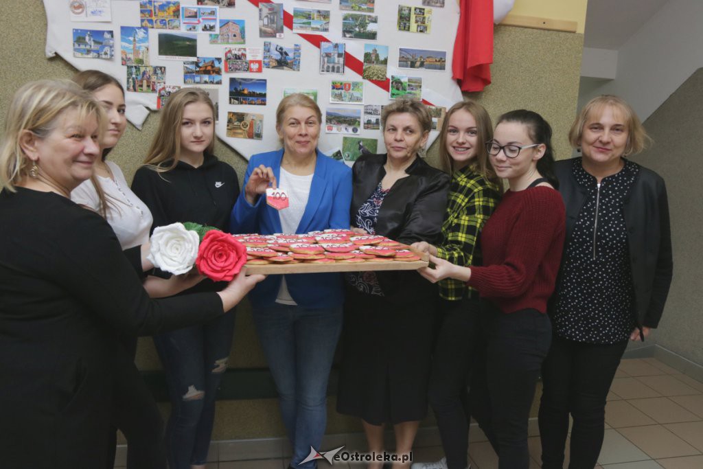 Sto ciasteczek na 100. urodziny Niepodległej [09.11.2018] - zdjęcie #6 - eOstroleka.pl