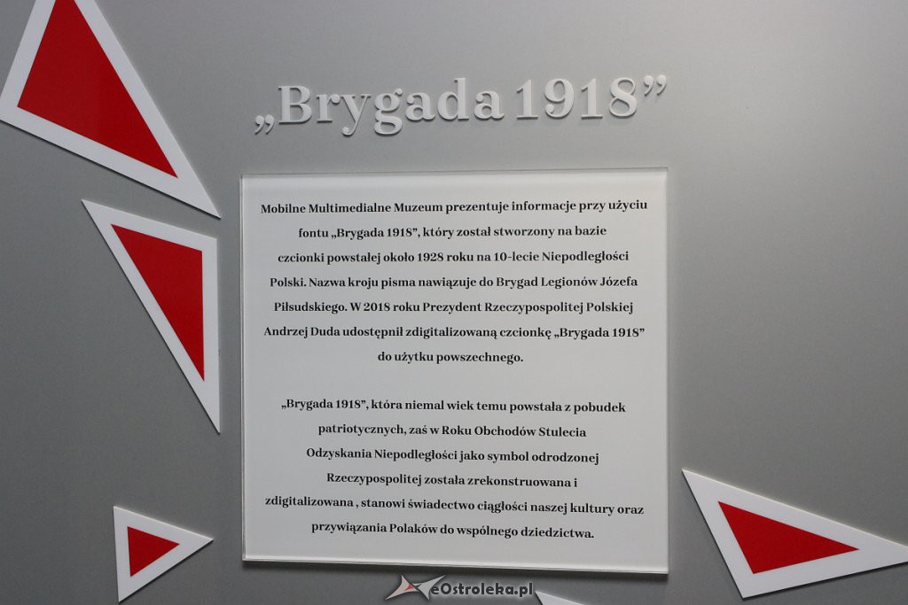 Ostrołęka świętuje 100. urodziny Niepodległej – Mobile Muzeum Multimedialne [10.11.2018] - zdjęcie #9 - eOstroleka.pl