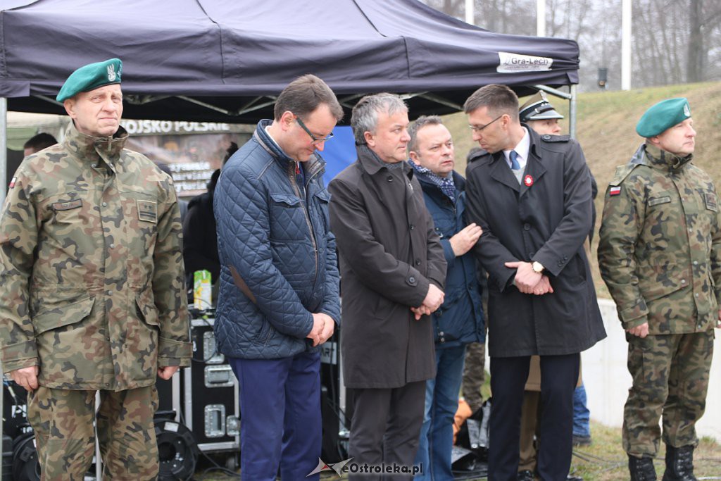 Ostrołęka: Trwa piknik militarny na Fortach Bema [10.11.2018] - zdjęcie #31 - eOstroleka.pl